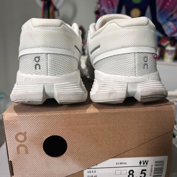 WHITE ONCLOUD 5 WOMEN’S 8.5W - Picture 3 of 5